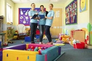 équipe accueillants en crèche